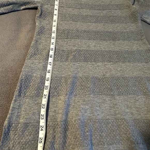 White House Black Market Women’s Tunic Small Striped Gray Textured. Boat Neck. - Picture 5 of 11